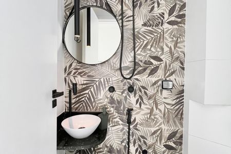 Apartamento para alugar com 92m², 3 quartos e sem vaga Apartamento para alugar com 92m², 3 quartos e sem vagaBanheiro de serviço