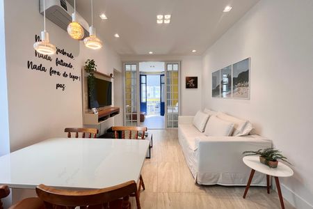 Apartamento para alugar com 92m², 3 quartos e sem vaga Apartamento para alugar com 92m², 3 quartos e sem vagaSala