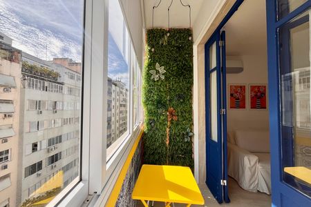 Apartamento para alugar com 92m², 3 quartos e sem vaga Apartamento para alugar com 92m², 3 quartos e sem vagaSala