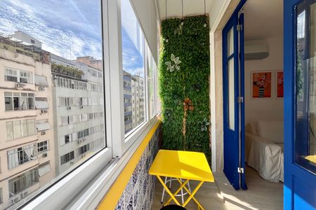 Sala de apartamento para alugar com 3 quartos, 92m² em Copacabana, Rio de Janeiro
