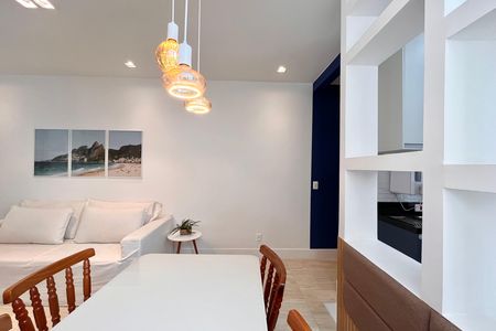 Apartamento para alugar com 92m², 3 quartos e sem vaga