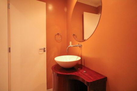 Apartamento à venda com 140m², 3 quartos e 1 vaga Apartamento à venda com 140m², 3 quartos e 1 vagaLavabo