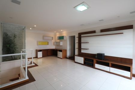 Apartamento à venda com 140m², 3 quartos e 1 vaga Apartamento à venda com 140m², 3 quartos e 1 vagaSala - Piso Superior (Cobertura)