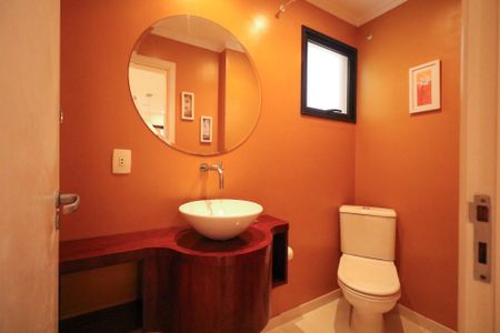 Apartamento à venda com 140m², 3 quartos e 1 vaga Apartamento à venda com 140m², 3 quartos e 1 vagaLavabo