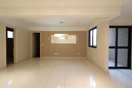Apartamento à venda com 140m², 3 quartos e 1 vaga Apartamento à venda com 140m², 3 quartos e 1 vagaSala