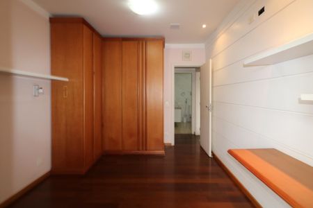 Apartamento à venda com 140m², 3 quartos e 1 vaga Apartamento à venda com 140m², 3 quartos e 1 vagaQuarto 2
