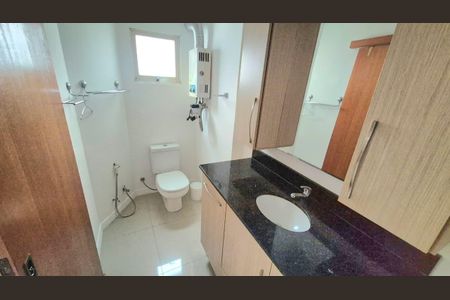 Apartamento à venda com 80m², 2 quartos e sem vagaBanheiro 