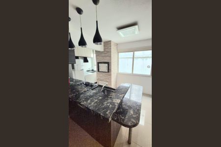 Apartamento à venda com 80m², 2 quartos e sem vagaCozinha