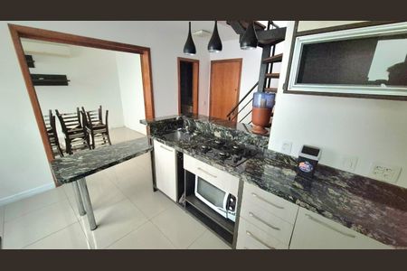 Apartamento à venda com 80m², 2 quartos e sem vagaCozinha