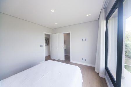Casa de condomínio à venda com 405m², 4 quartos e 4 vagas Casa de condomínio à venda com 405m², 4 quartos e 4 vagassemi suite 2