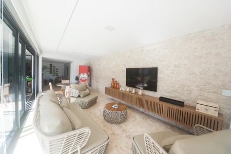 Casa de condomínio à venda com 405m², 4 quartos e 4 vagas Casa de condomínio à venda com 405m², 4 quartos e 4 vagasÁrea gourmet