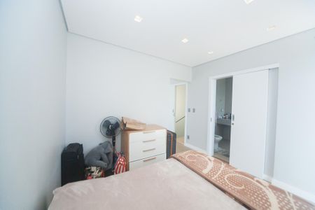 Casa de condomínio à venda com 405m², 4 quartos e 4 vagas Casa de condomínio à venda com 405m², 4 quartos e 4 vagassuite master pt2