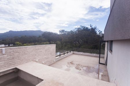 Casa de condomínio à venda com 405m², 4 quartos e 4 vagas Casa de condomínio à venda com 405m², 4 quartos e 4 vagasvaranda suite master