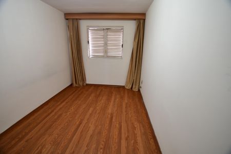 Casa à venda com 93m², 3 quartos e 2 vagasQuarto 2