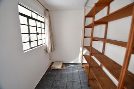 Casa à venda com 93m², 3 quartos e 2 vagasQuarto de Serviço