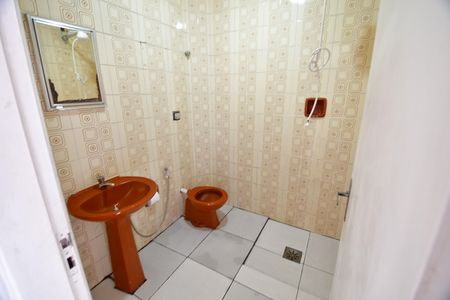 Casa à venda com 93m², 3 quartos e 2 vagasBanheiro de serviço