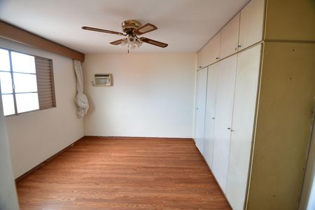 Casa à venda com 93m², 3 quartos e 2 vagasSuíte