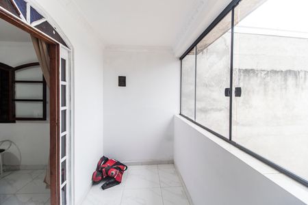 Apartamento à venda com 226m², 1 quarto e 2 vagas Apartamento à venda com 226m², 1 quarto e 2 vagasVaranda