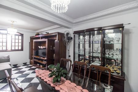 Apartamento à venda com 226m², 1 quarto e 2 vagas Apartamento à venda com 226m², 1 quarto e 2 vagasSala
