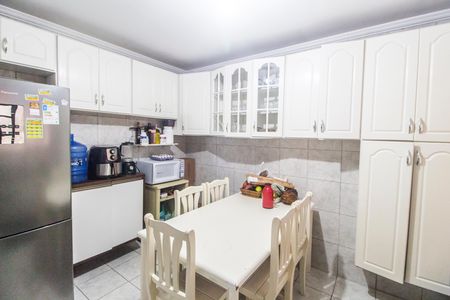 Apartamento à venda com 226m², 1 quarto e 2 vagas Apartamento à venda com 226m², 1 quarto e 2 vagasCozinha