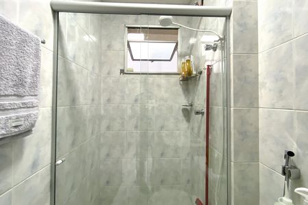 Apartamento à venda com 82m², 2 quartos e 1 vaga Apartamento à venda com 82m², 2 quartos e 1 vagaBanheiro
