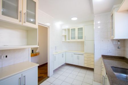 Apartamento à venda com 84m², 2 quartos e 2 vagasCozinha