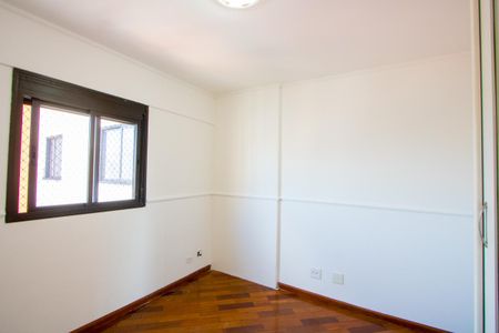 Apartamento à venda com 84m², 2 quartos e 2 vagasQuarto 2