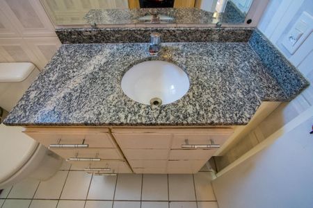 Apartamento à venda com 84m², 2 quartos e 2 vagasBanheiro social
