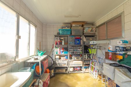 Casa à venda com 465m², 3 quartos e 3 vagasLavanderia