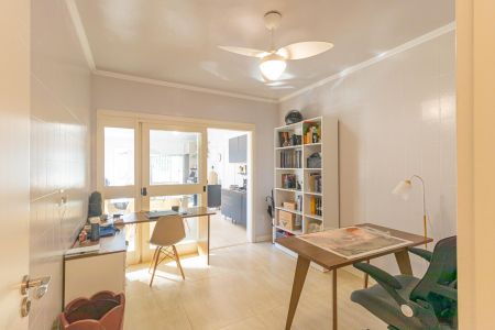 Casa à venda com 465m², 3 quartos e 3 vagasEscritório