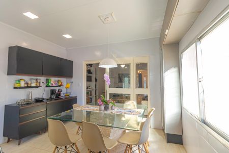 Casa à venda com 465m², 3 quartos e 3 vagasCozinha