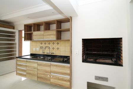 Casa de condomínio para alugar com 300m², 5 quartos e 4 vagas Casa de condomínio para alugar com 300m², 5 quartos e 4 vagasÁrea Gourmet