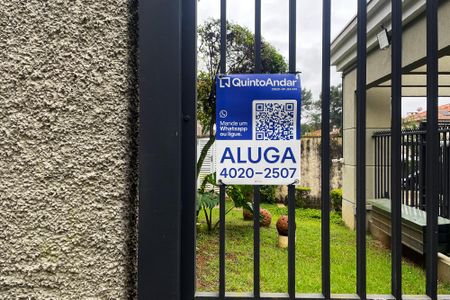 Casa de condomínio para alugar com 300m², 5 quartos e 4 vagas Casa de condomínio para alugar com 300m², 5 quartos e 4 vagasPlaca