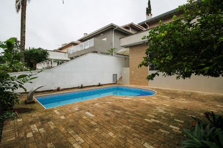 Casa de condomínio para alugar com 300m², 5 quartos e 4 vagas Casa de condomínio para alugar com 300m², 5 quartos e 4 vagasPiscina