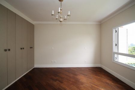 Casa de condomínio para alugar com 300m², 5 quartos e 4 vagas Casa de condomínio para alugar com 300m², 5 quartos e 4 vagasSuíte 2