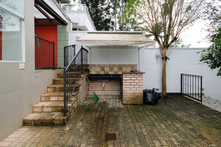 Casa de condomínio para alugar com 300m², 5 quartos e 4 vagas Casa de condomínio para alugar com 300m², 5 quartos e 4 vagasApoio Piscina