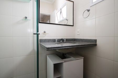 Casa de condomínio para alugar com 300m², 5 quartos e 4 vagas Casa de condomínio para alugar com 300m², 5 quartos e 4 vagasBanheiro Suíte 3