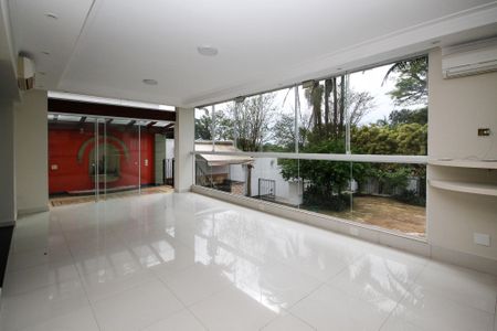 Casa de condomínio para alugar com 300m², 5 quartos e 4 vagas Casa de condomínio para alugar com 300m², 5 quartos e 4 vagasÁrea Gourmet