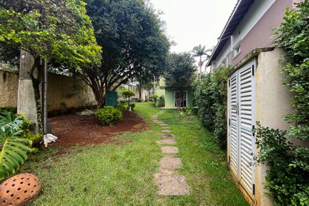 Casa de condomínio para alugar com 300m², 5 quartos e 4 vagas Casa de condomínio para alugar com 300m², 5 quartos e 4 vagasÁrea comum