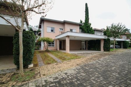 Casa de condomínio para alugar com 300m², 5 quartos e 4 vagas Casa de condomínio para alugar com 300m², 5 quartos e 4 vagasFachada Casa
