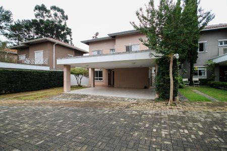 Casa de condomínio para alugar com 300m², 5 quartos e 4 vagas Casa de condomínio para alugar com 300m², 5 quartos e 4 vagasFachada Casa