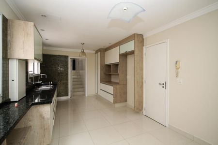 Casa de condomínio para alugar com 300m², 5 quartos e 4 vagas Casa de condomínio para alugar com 300m², 5 quartos e 4 vagasCozinha