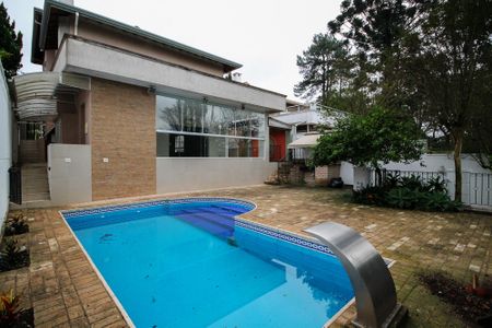 Casa de condomínio para alugar com 300m², 5 quartos e 4 vagas Casa de condomínio para alugar com 300m², 5 quartos e 4 vagasPiscina