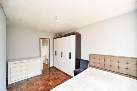 Quarto de apartamento à venda com 1 quarto, 40m² em Parque Santa Fé, Porto Alegre