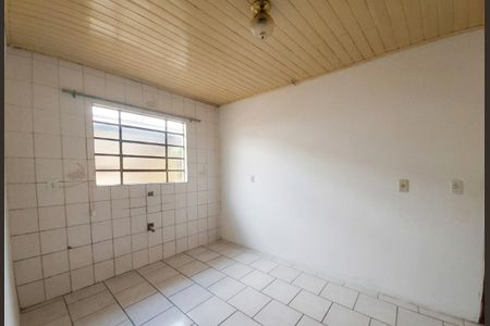 Cozinha de casa para alugar com 3 quartos, 80m² em Parque da Matriz, Cachoeirinha