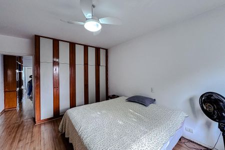 Casa para alugar com 300m², 4 quartos e 4 vagas Casa para alugar com 300m², 4 quartos e 4 vagasQuarto 4
