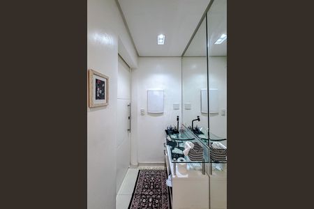 Casa para alugar com 300m², 4 quartos e 4 vagas Casa para alugar com 300m², 4 quartos e 4 vagasLavabo