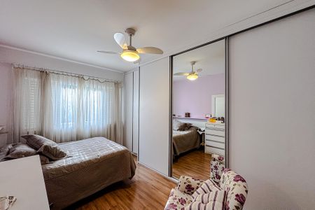 Casa para alugar com 300m², 4 quartos e 4 vagas Casa para alugar com 300m², 4 quartos e 4 vagasQuarto 3