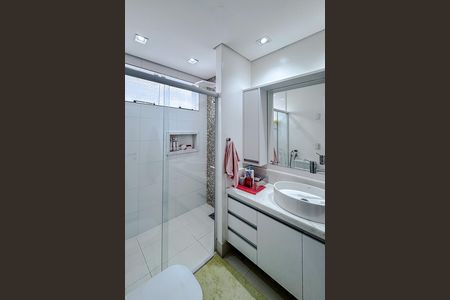 Casa para alugar com 300m², 4 quartos e 4 vagas Casa para alugar com 300m², 4 quartos e 4 vagasBanheiro da Suíte 2