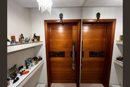 Apartamento à venda com 138m², 4 quartos e 2 vagas Apartamento à venda com 138m², 4 quartos e 2 vagasFoto 01